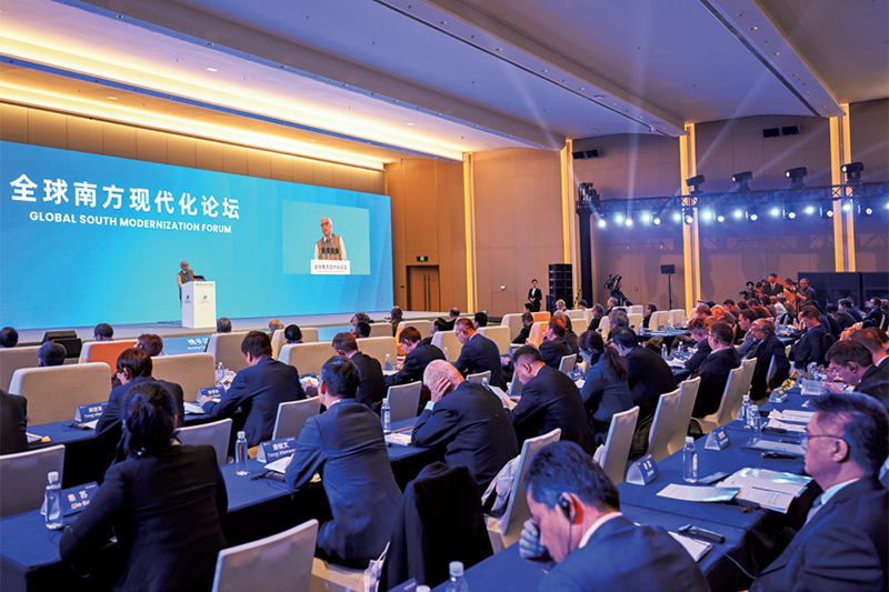 您如何看待全球地缘政治格局的变化？