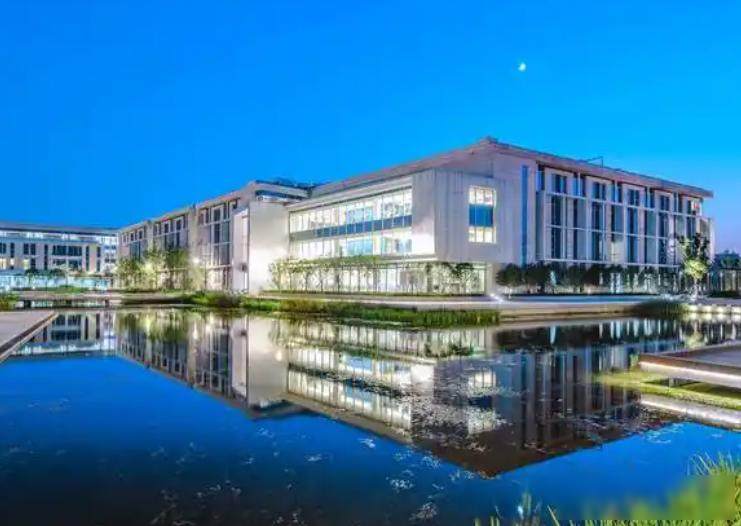 西湖大学学费情况及与普通公办大学学费差异对比