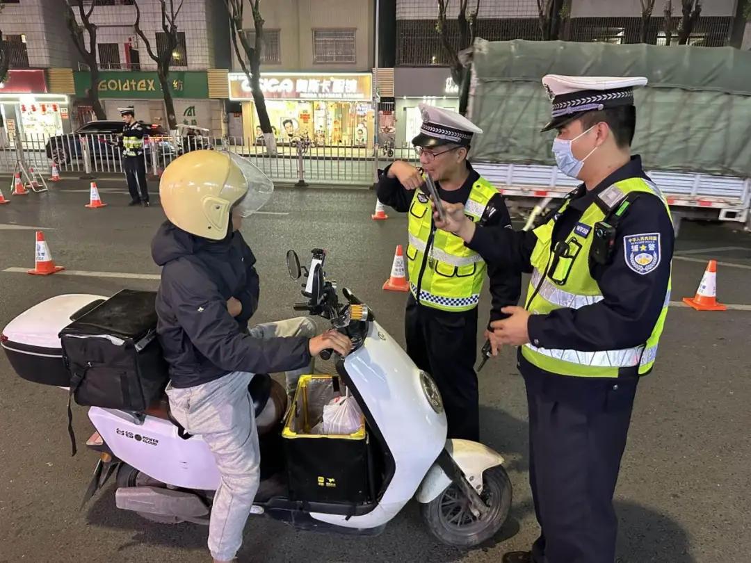 摩托限号限行不再猜,4月起哪些路能走一看就懂