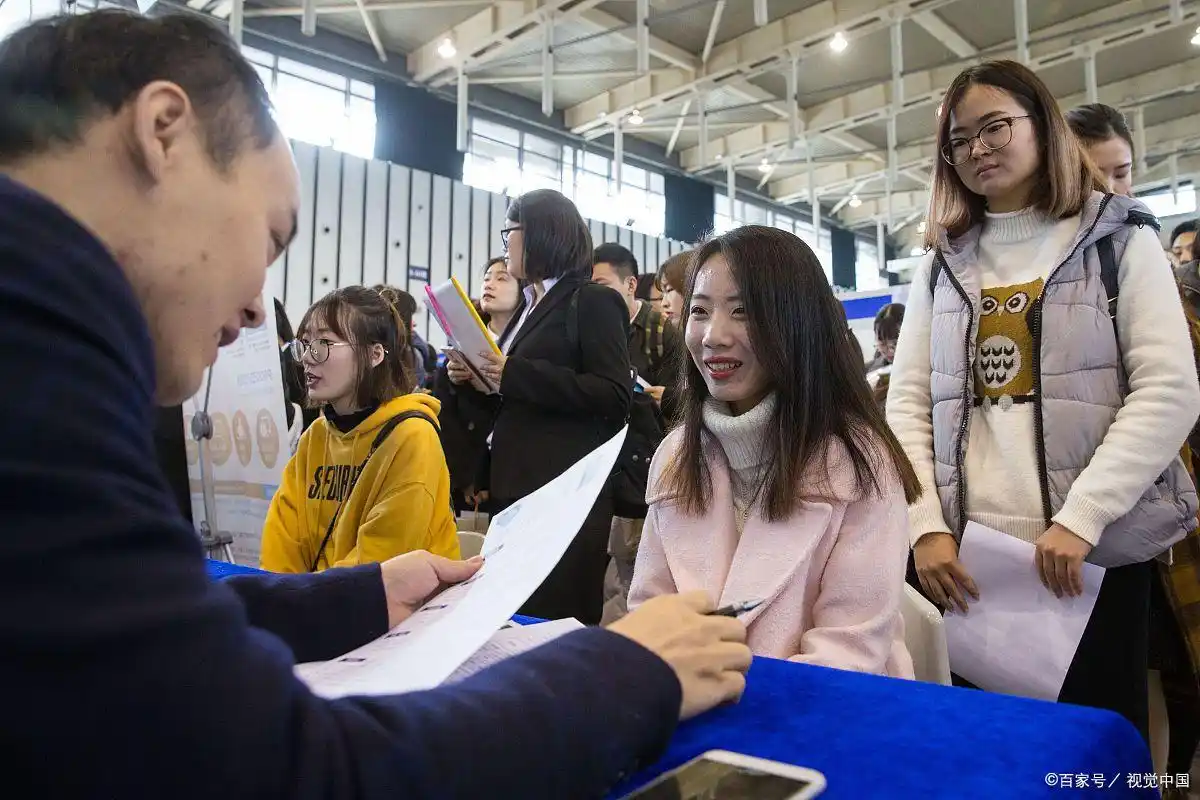 大学生创业指南:从意识培养、团队组建到项目选择全解析