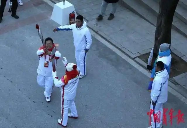2月3日北京八达岭长城冬奥会火炬传递精彩瞬间全记录