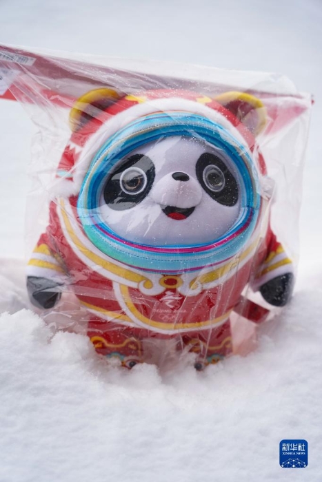 揭秘北京冬奥会吉祥物冰墩墩成为爆款的设计秘籍
