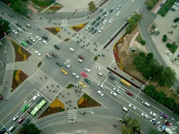 开车易违章？这些高发时段和规则，老司机也得记好