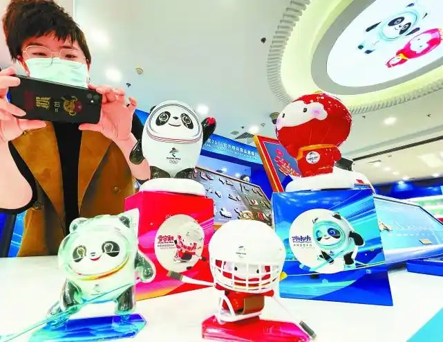 冬奥会吉祥物的由来:比夏奥还早的滑雪小人